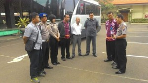 Kesbangpol dan pihak terkait berkoordinasi untuk melakukan fasilitasi pengikut Dimas Kanjeng asal Kabupaten Pasuruan. Ft. FB Yudha Tri Widya