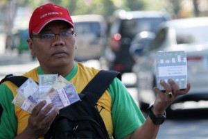 Penyedia jasa tukang uang baru