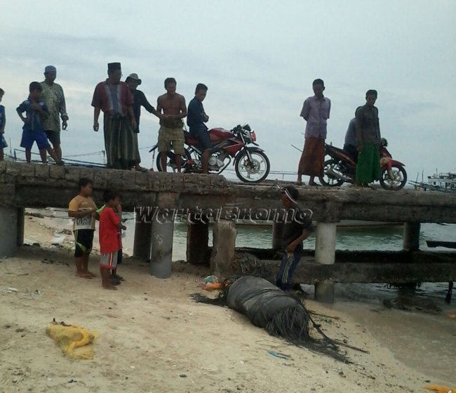 benda mirip serpian roket falcon 2