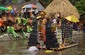 carnival on the river 2