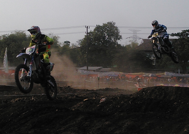 motor cross