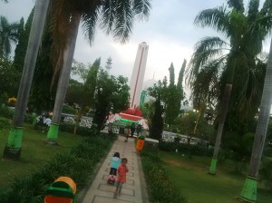 salah satu sudut alun-alun kota pasuruan yang tampak bersih