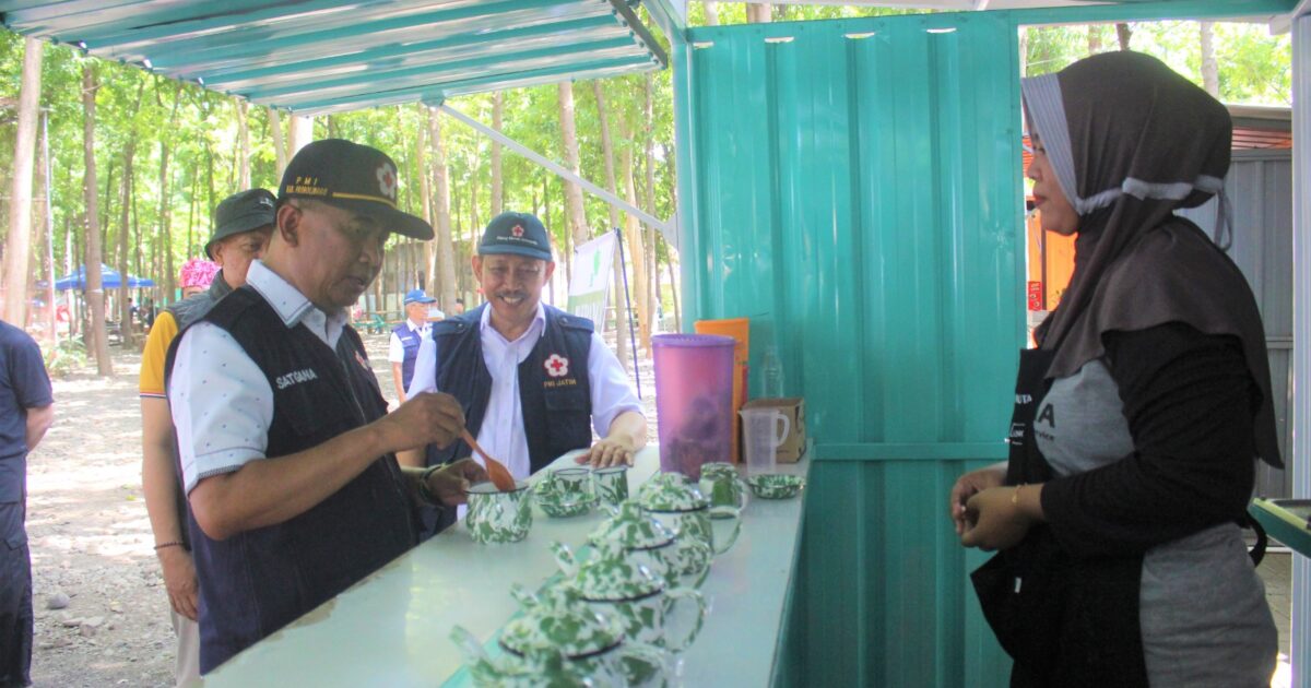 Fungsikan Hutan Kota Jadi Sentra UMKM - WartaBromo