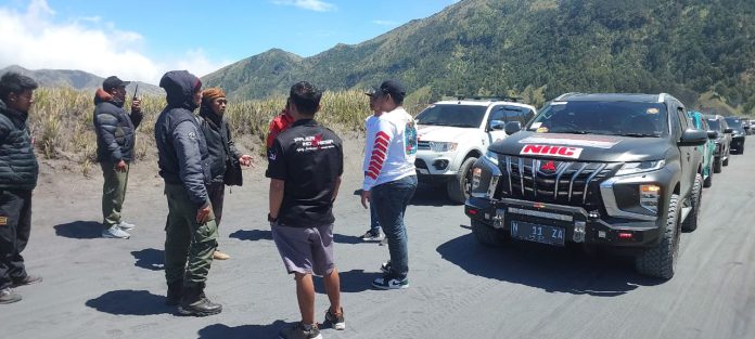 Ratusan Pajero Masuki Laut Pasir Bromo, Pemerhati Lingkungan dan Pelaku Wisata Meradang!