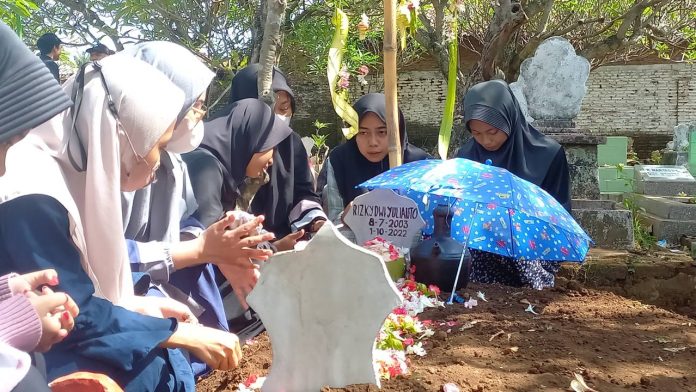 Satu Lagi Suporter Asal Probolinggo Meninggal, Jadi Korban Tragedi Kanjuruhan