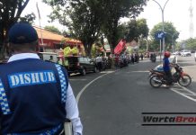 Pemkot Pasuruan Bakal Cabut Parkir Berlangganan hingga 365 Pegawai PPPK Terima SK Pengangkatan dari Bupati Pasuruan | Koran Online 1 Ags Catat Titik Parkir Berlangganan Kota Pasuruan, Jangan Mau Diminta Bayar!