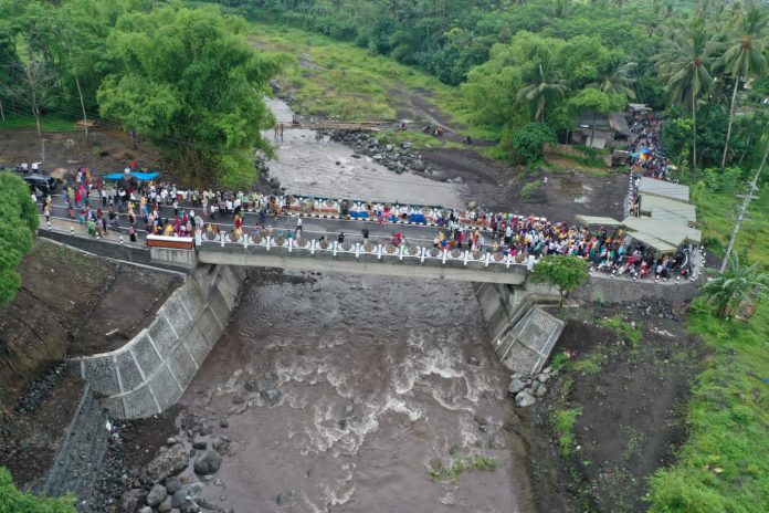 Habiskan Rp 7 M, Jembatan Gesang Akhirnya Selesai Dibangun Kembali