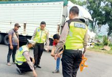 Perempuan Asal Surabaya Tewas Dilindas Truk di Gempol
