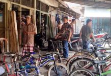 Pedagang Sepeda Keluhkan Kondisi Pasar Persatuan yang Kumuh