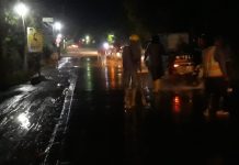 Material Pembangunan Tol Probowangi Berserakan, Pemotor Tergelincir