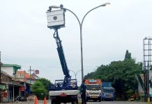 Akhirnya PJU di Jalan Raya Raci yang Mati Diperbaiki