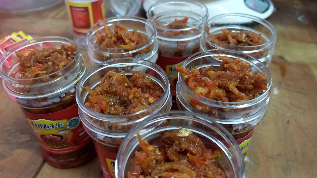 Sambal Teri Santri Probolinggo Tembus Pasar Nasional