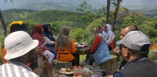 Panorama Gunung Argopuro Temani Keseruan Nikmati Pesona Alam Krucil