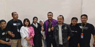 Manggung di Peresmian RSUD Bangil, Band Kotak Minta Maaf