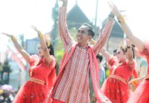 Karnaval Lumajang, Cak Thoriq Ingatkan Soal Volume Sound dan Jogetan Tak Pantas