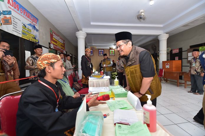 Pantau Pilkades, PJ Bupati Pasuruan: Tak Ada Balas Dendam Ya!