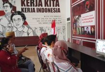 Nobar Mahfud MD Jadi Cawapres, DPC PDIP Kota Pasuruan: Mantap, Beliau Top!