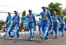Lomba Gerak Jalan Warnai Peringatan HUT PGRI Ke-78 dan HGN 2023 di Kota Pasuruan