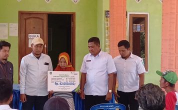 Bayar Rp 16.800, Petani di Pasuruan Dapat Santunan Rp 42 Juta