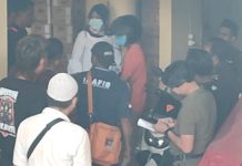 Rekontruksi Pembunuhan Randupitu, Keluarga Minta Tersangka Dihukum Mati