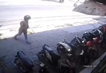 Hanya 5 Detik, Maling Gasak Motor Juragan Toko Bangunan