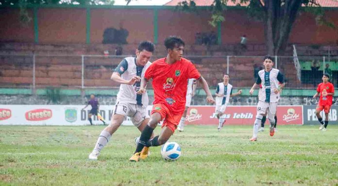 Persekabpas Ditahan Imbang Mitra Surabaya 2-2