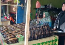 Yuk! Berkunjung ke Pasar Ikan Asap Legendaris Pasuruan, Cocok Untuk Oleh-oleh Libur Nataru