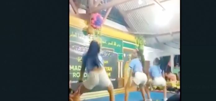 Viral Aksi Joget saat Haflah Imtihan Madin