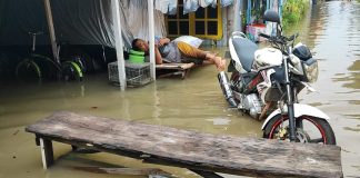 Mau Lebaran, Jalur Pantura hingga Permukiman Warga di Kraton Banjir