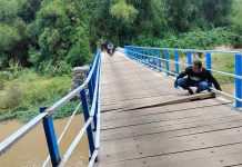 Jembatan Rp 1,1 Miliar di Probolinggo Rusak, Puluhan Baut Lepas dan Papan Lantai Longgar