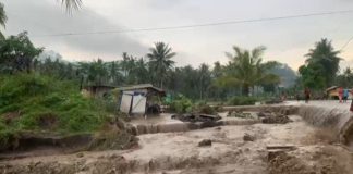 Erupsi Meningkat, Warga Lereng Semeru Diterjang Lahar Dingin