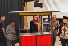 Wali Kota Mas Adi Serahkan Bantuan Modal Usaha DBHCHT 2025 kepada 301 KPM: Dorong Kemandirian dan Penguatan UMKM