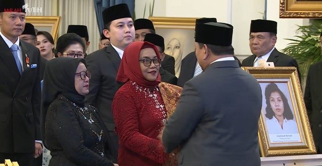 upacara-penganugerahan-gelar-pahlawan-nasional-tahun-2025-1762744717607_169