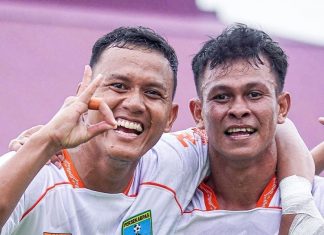Persekabpas Amankan 3 Poin di Laga Perdana, Hajar Gresik United 2-1 di Stadion Thor Surabaya