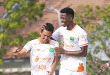 Menang Tipis 2 – 1 Melawan Waanal Brother, Kiper Persekabpas Alami Cidera Serius