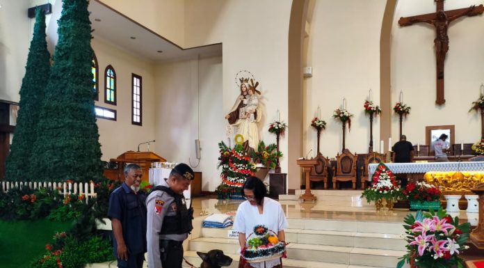 Anjing Pelacak Diterjunkan, Polisi Sterilisasi Gereja di Probolinggo Jelang Misa Natal