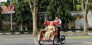 100 Becak Listrik Resmi Meluncur di Lumajang, Jadi Angin Segar bagi Pengayuh Sepuh