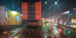 Gagal Menyalip dan Tabrak Kendaraan Parkir, Pemuda Asal Kedawung Tewas Tertabrak Truk Gandeng di Pasar Ngopak