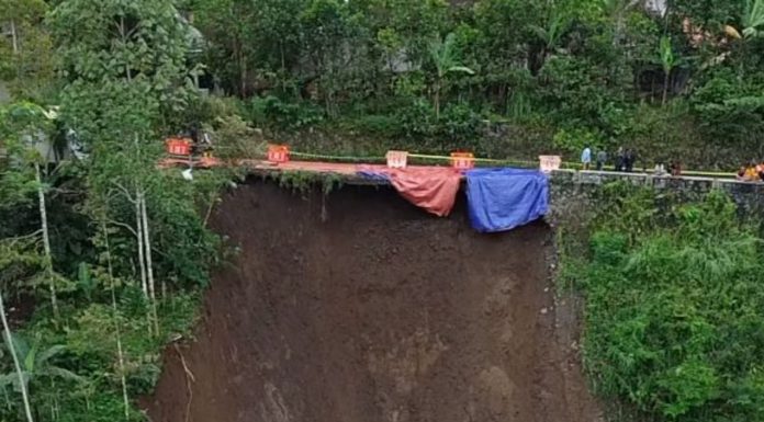 PUPR Siapkan Desain Teknis dan Skema BTT untuk Tangani Longsor di Tiris