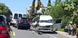 Kecelakaan Libatkan Tiga Kendaraan di Malasan Probolinggo