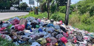 Jembatan Bendungan Raci Jadi Tempat Sampah Liar hingga PKL di Kawasan Stasiun dan Pelabuhan Pasuruan Bandel | Koran Online 7 Apr