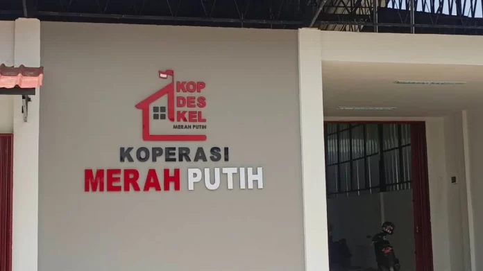 69dfb91a58d73-koperasi-desakelurahan-merah-putih-di-kecamatan-kebonpedes-sukabumi_banyuwangi