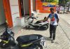 Tak Sampai Semenit! Maling Motor Beraksi Santai di Almaz Fried Chicken Pasuruan, Terekam Jelas CCTV