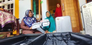 Sisihkan Rp10 Ribu Sehari, Nenek 85 Tahun Si Penjual Cilok Berangkat Haji Setelah 50 Tahun Menabung