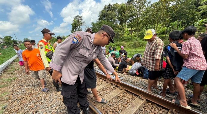 Warga Parerejo Meninggal Usai Tertabrak KA Penataran di Purwodadi