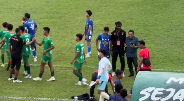 Gagal Menang di Kandang, Coach Bio Paulin Malah Jadi Artis Dadakan bagi Skuad Lawan