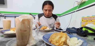 Nasi Goreng Asam Sunti di Tepi Pantura Probolinggo, Pedasnya Menghangatkan Malam dan Mengundang Rindu