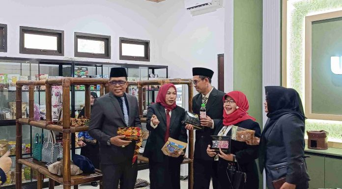 Pemkab Probolinggo Genjot Legalitas dan Akses Modal, Puluhan Ribu UMKM Disiapkan Naik Kelas