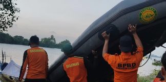 Dihantam Ombak Tiga Kali, Nelayan Asal Pohjentrek Hilang di Perairan Kraton
