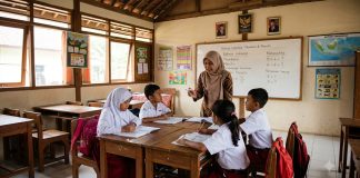 Disdik Pasuruan Bakal ‘Regrouping’ Sejumlah Sekolah hingga Seragam Sekolah Tak Sesuai Ukuran | Koran Online 15 Jul